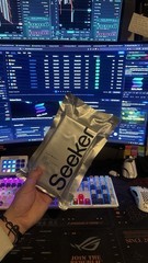 Solana SEEKER Chapter 2 Mobile – Ultimate Airdrop Phone! Unopened Sealed AU