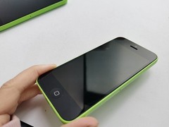 Apple iPhone 5c – 8 GB / 16 GB / 32GB – Green (Unlocked) 90% NE W