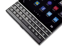 Unlocked BlackBerry Passport Q30 (SQW100-1) 32GB+3GB 4G Smartphone