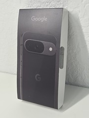 Google Pixel 9 G2YBB 128GB Obsidian 5G Open Box T-Mobile Locked 100% Battery