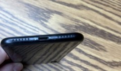 Apple iPhone SE Black (2nd Gen) Excellent Condition AT&T