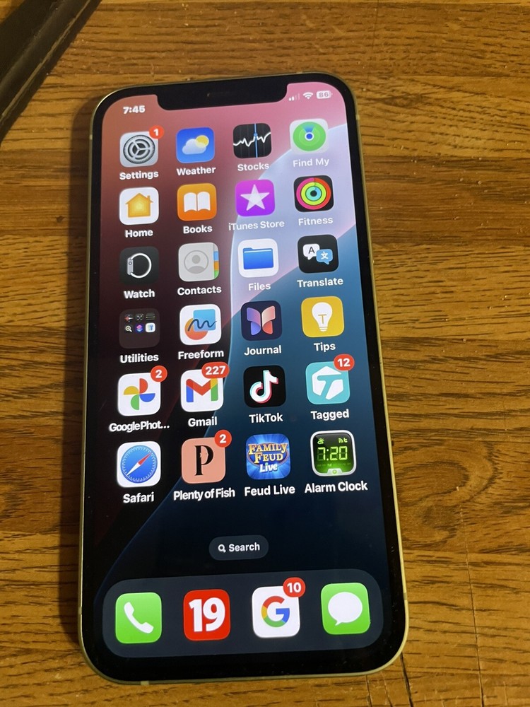 I PHONE 12 WITH TIK TOK LIME GREEN; EXCELLENT CONDITION JUST GOT IN DECEMBER!!!