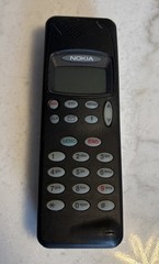 Vintage Nokia Model 100 Cell Phone – NO BATTERY and UNTESTED