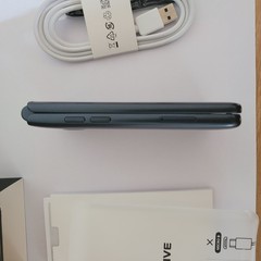 ALT MIVE AT-M140 Style Folder 2 cell phone 32GB LTE/3G – Black Unlocked NEW