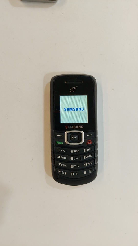 669.Samsung SGH-T105G Very Rare – For Collectors – Locked Tracfone Network