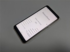 Samsung Galaxy A8 (2018) A530F/DS Dual Sim 32GB 5.6″ 16MP Unlocked SmartPhone B+