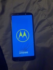 Motorola Moto E5 16 GB Black (TracFone Total Wireless)