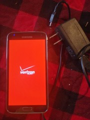 Samsung Galaxy S5 – 16 GB – Charcoal Black (Verizon)