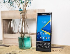 Unlocked Original Blackberry Priv Mobile Phone Slider 5.4″ 18MP 3GB RAM 32GB ROM