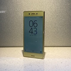 Sony Xperia X F5121 Android 32GB gold /DO