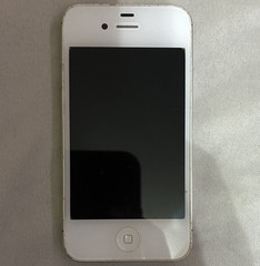 Apple iPhone 4s A1387 32GB White iOS 3.5in 8MP Smartphone Cracked Back
