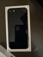 Certified 10/10 Apple iPhone SE 3rd Gen 2022 5G 64GB Cricket black 100% Battery