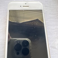 APPLE IPHONE 5s Model A1533 – PARTS ONLY SALE Battery Is Swollen