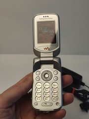 Sony Ericsson W300i Flip Phone Walkman Mobile Phone Backup Working Y2K 2000s