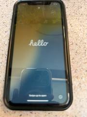 Apple iPhone XR – 64 GB – White (Unlocked) Good Condition with Box And PowerCord