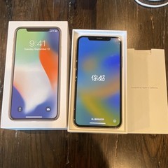 Apple iPhone X 256GB Silver A1865 CDMA/GSM Wi-Fi Bluetooth NFC w/ Box