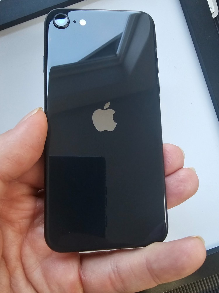 Apple iPhone 8 – 64 GB – Space Gray (Verizon)