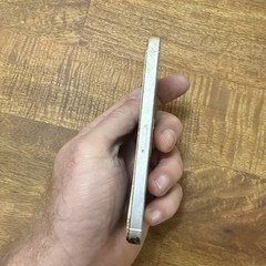 Apple iPhone 5s – Model A1429 – Silver / White 16GB – Untested