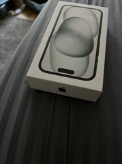 Apple iPhone 15 – 128 GB – Black (Boost Mobile)