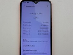 Samsung Galaxy A20e (SM-A202F/DS) 32GB (GSM Unlocked) Dual SIM – CRACKED – J6804