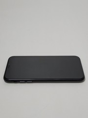Apple iPhone XR – 64GB – Black – AT&T -MT3K2LL/A – iPhone11,8 (A1984)