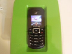 Samsung SGH T105G – Black (TracFone) Cellular Phone with Charger