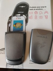 Samsung SPH-N400 – Gray ( Sprint ) Super Rare Flip Phone – Locked Screen Dim