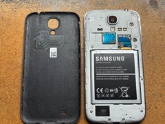 AT&T Samsung GALAXY S4 Red Android 16gb Smartphone SGH-I337 + OTTER BUNDLE