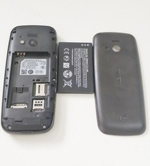 Unlocked LTE Original Phone Nokia 220 4G 2-SIM Bluetooth Black 2.4″ Cellphone