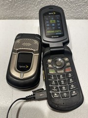 LOT OF 2 SPRINT Kyocera Dura XT PTT Flip E4277 3G Rugged GPS Flip Cell Phone #A3