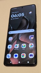 (2025) Motorola Edge – 256GB – (Deep Forest) Unlocked