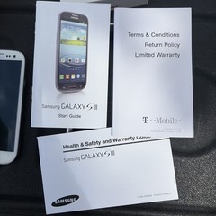 Samsung Galaxy S III – 16 GB – White (SOLD AS IS/ PARTS)