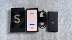 Samsung Galaxy S22 128 GB (Phantom White) Verizon Unlocked w/ Box