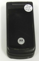 Motorola W series W260g – Black ( TracFone ) Cellular Flip Phone -READ / No Back