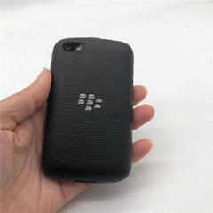 Unlocked Original BlackBerry 9720 3G QWERTY 512MB RAM 5MP BlackberryOS Cellphone