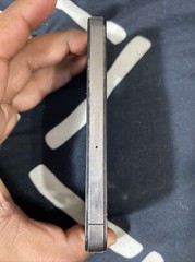 Apple iPhone 4 Black A1332 (GSM) For Parts or Not Working