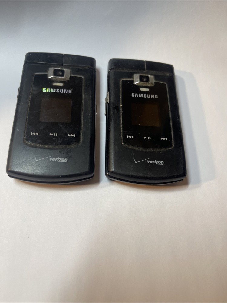 two Samsung Gusto Flip Phone s (Verizon) Black qty=2