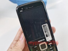 Nokia N82 – 128 MB – 2.4″ 5MP (Unlocked) Smartphone