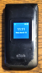 Kazuna eTalk KAZ-F019 – Gray and Black ( Verizon ) 4G LTE Flip Smartphone