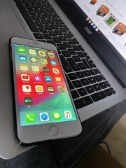 Apple iPhone 6s Plus – 64GB – Silver (Unlocked) A1687 (CDMA + GSM)