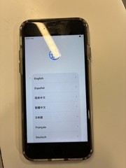 Apple iPhone SE (2020) – 64 GB – Black (Unlocked). Degraded battery