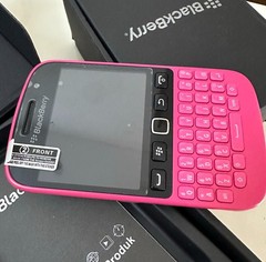 BlackBerry 9720 3G WIFI 5MP Camera FM Radio GPS Unlocked Cellphone GIFT XMAS
