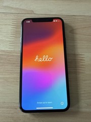 Apple Iphone 11 pro midnight green 64GB – See Pics & Description!