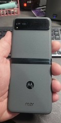Moto Razr 5G 2023 (128GB, 8GB) 6.9″ Fully Unlocked 5G / 4G LTE XT2323-6