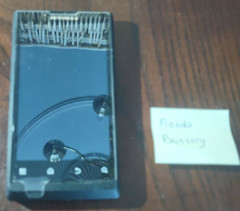 Motorola virgin mobile used phone needs battery