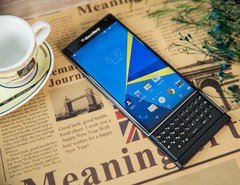 Unlocked Original Blackberry Priv Mobile Phone Slider 5.4″ 18MP 3GB RAM 32GB ROM