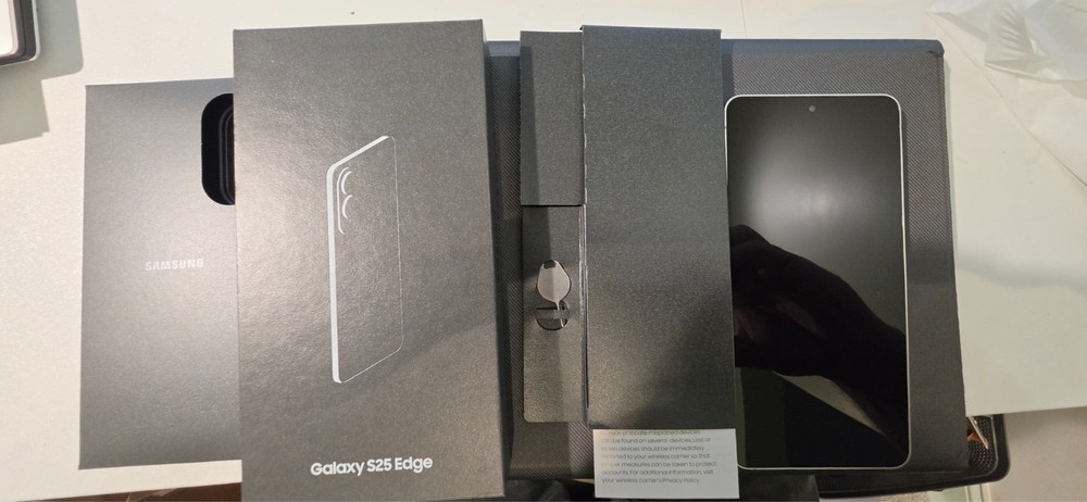 Samsung Galaxy S25 Edge model SM-S937U1 ultra-slim 256GB unlocked, NO BLOATWARE