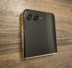 Motorola RAZR Plus 5G (2025) XT2557-3 256GB Gold Unlocked open Box