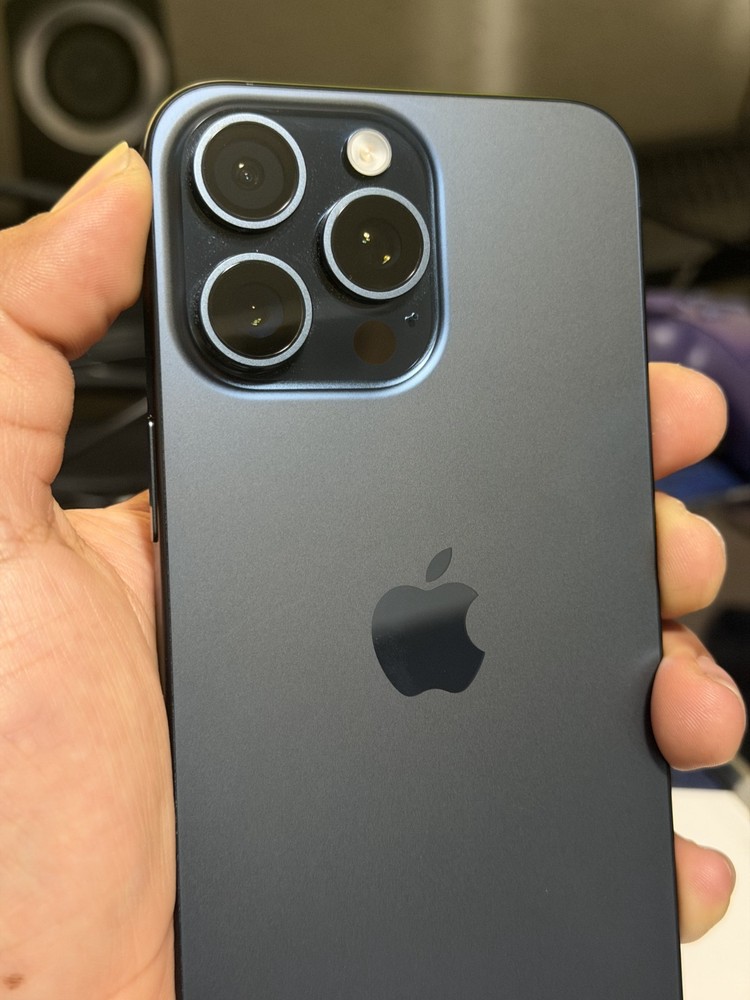 Apple iPhone 15 Pro Max A2849 512GB Unlocked Very Good Condition