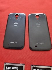 Samsung i545 Galaxy S4 16GB Verizon 13MP Android Smartphone Black + Accessories!
